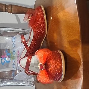 One shoe, One Story, Childs 1, Red Sparkle